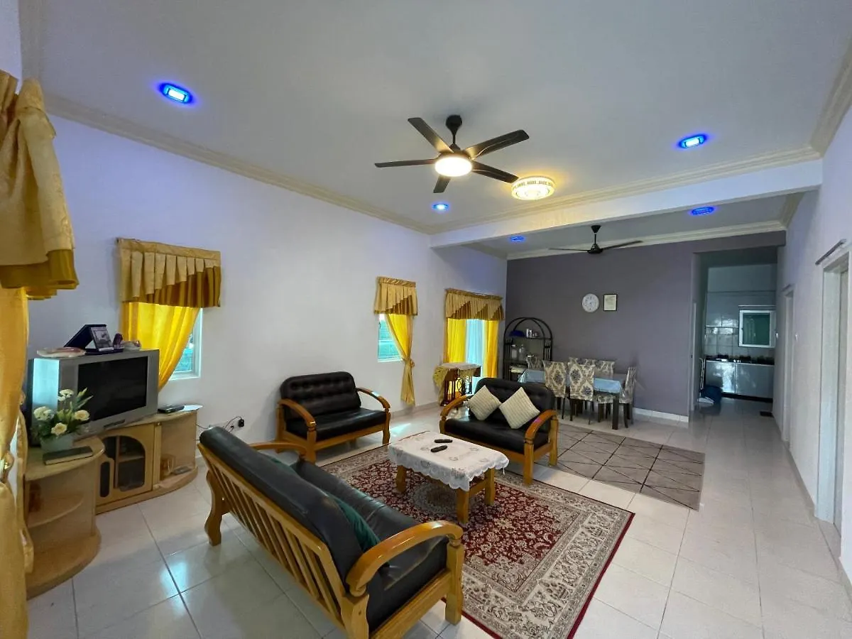 באייאן לפאס Norish Homestay